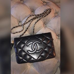 Chanel vintage crossbody